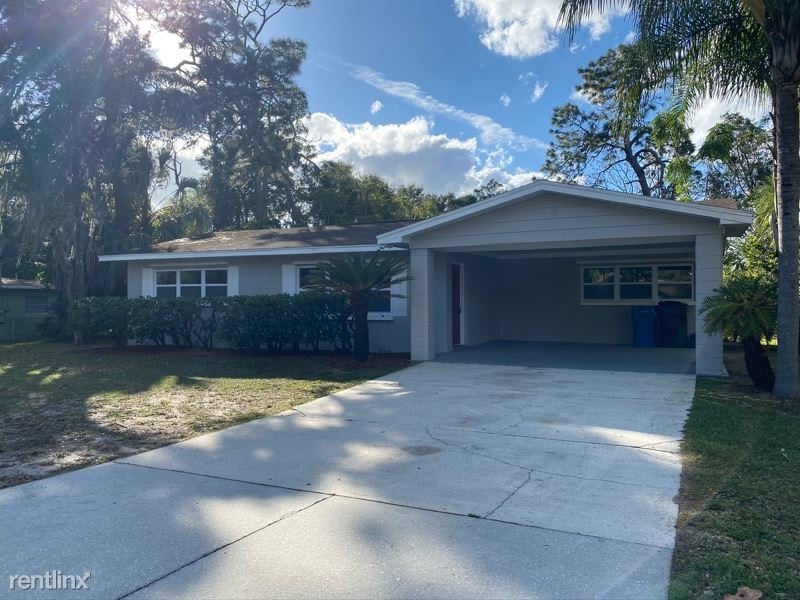 Primary Photo - 3 br, 1 bath House - 1010 N Parsons Ave
