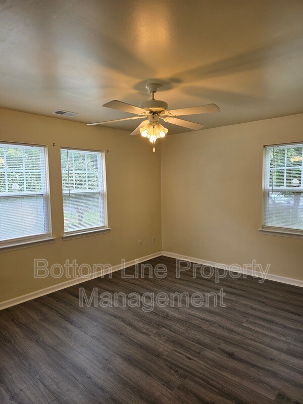 Foto del edificio - 5326 Eaton Cir