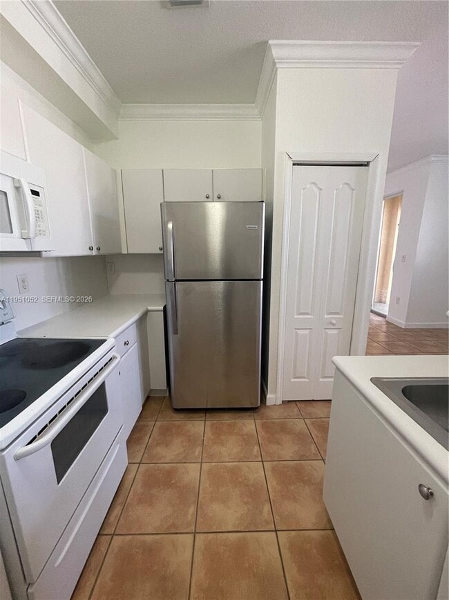 Building Photo - 4321 SW 160th Ave