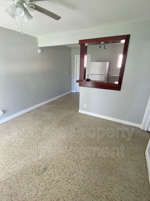 Building Photo - 711 Gotham Ct