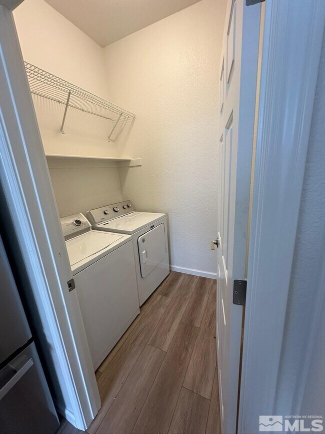 Foto del edificio - 10503 Meeks Bay Ct