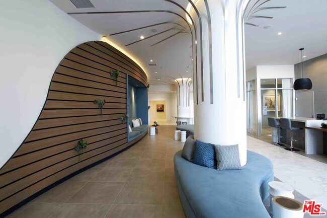 Foto del edificio - 707 E Ocean Blvd