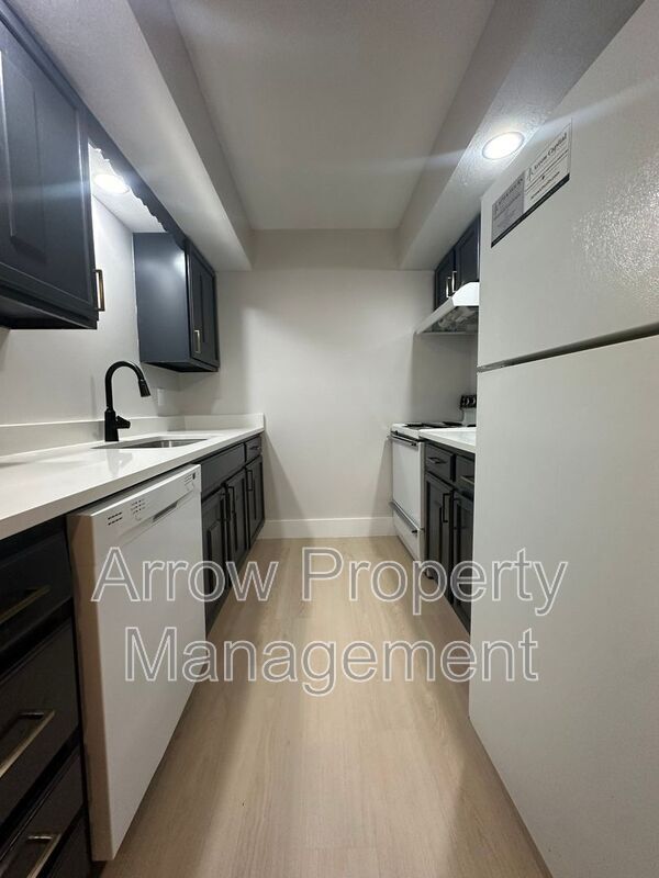 Foto del edificio - 3331 Holdrege St