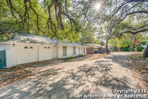 Building Photo - 3551 Rock Creek Run