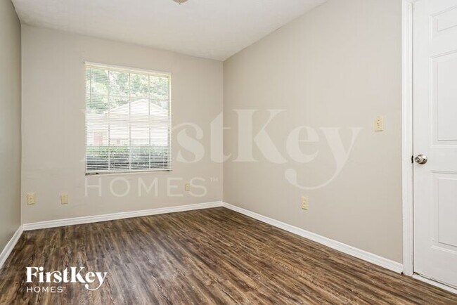Foto del edificio - 2164 Glenwood Downs Dr