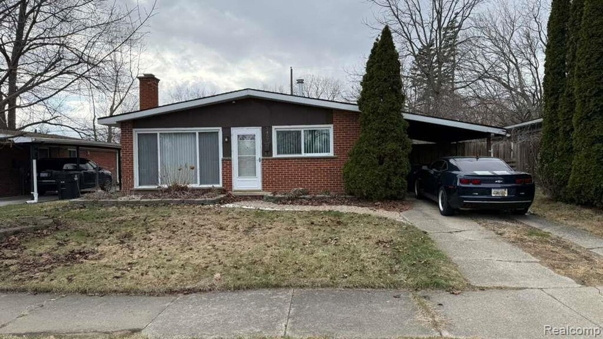 Newly Updated 3 bedroom 1 bathroom home in Westland, Mi - Newly Updated 3 bedroom 1 bathroom home in Westland, Mi