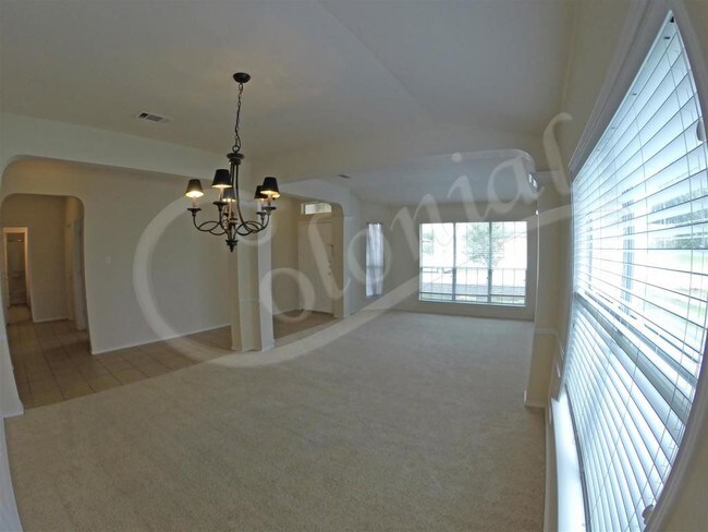 Building Photo - 111 E Deer Horn Pass