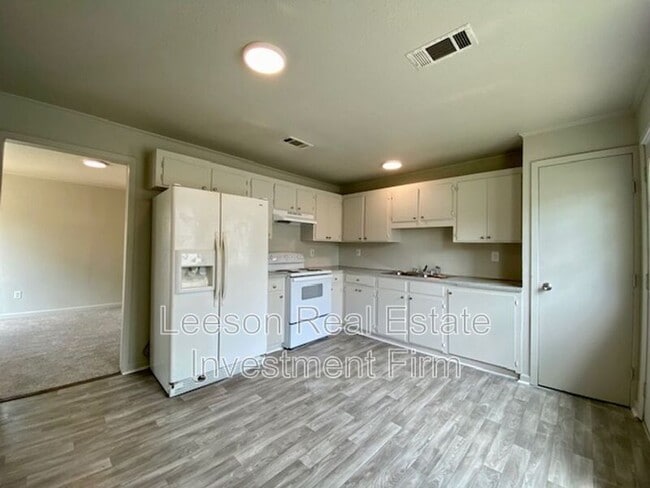 Foto del edificio - 537 Wyche St