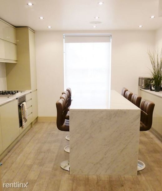 Foto del edificio - 543 Green Ridge Dr