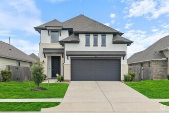 Building Photo - 8919 Oak Ivy Ln