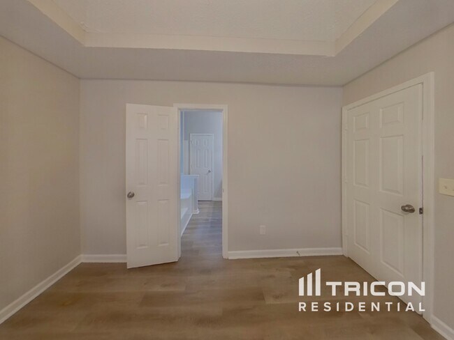 Foto del edificio - 5813 Wellborn Creek Dr