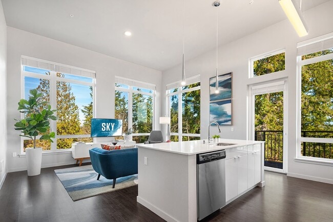 Building Photo - SKY Sammamish