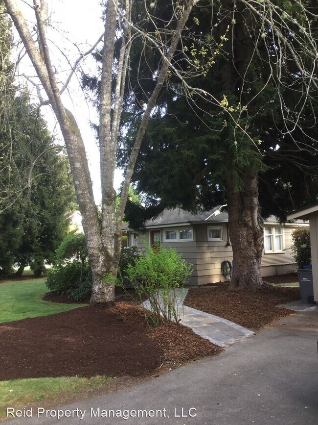 Building Photo - 1 br, 1 bath House - 4041 Erlands Point Road