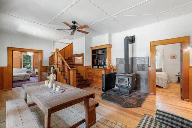 Building Photo - 540 S Lincoln St