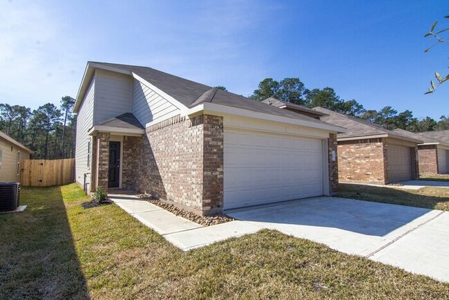 Building Photo - 405 N Meadows Dr