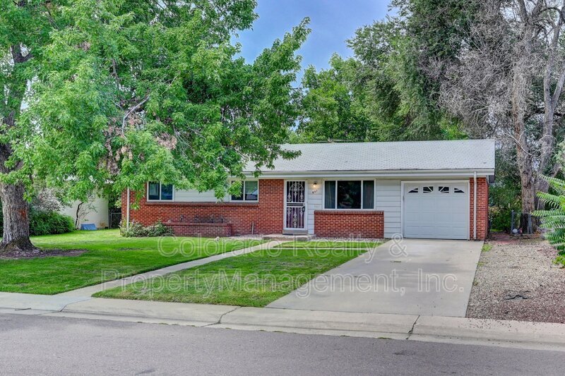 Primary Photo - 657 S Jasmine Way