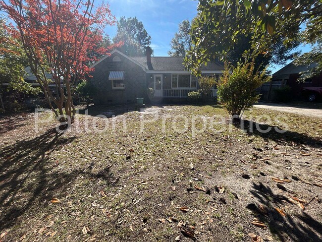 Building Photo - West Columbia Home