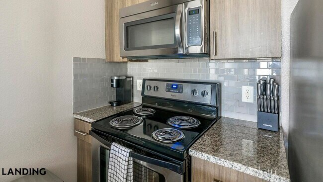Foto del edificio - 14805 Grisby Rd