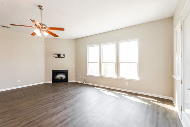 Foto del edificio - 10210 Jessalyn Lane