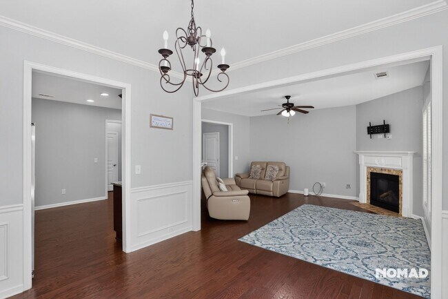 Foto del edificio - 615 Township Cir