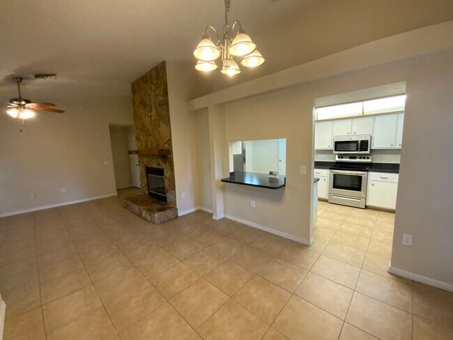 Building Photo - 809 High Point Ct