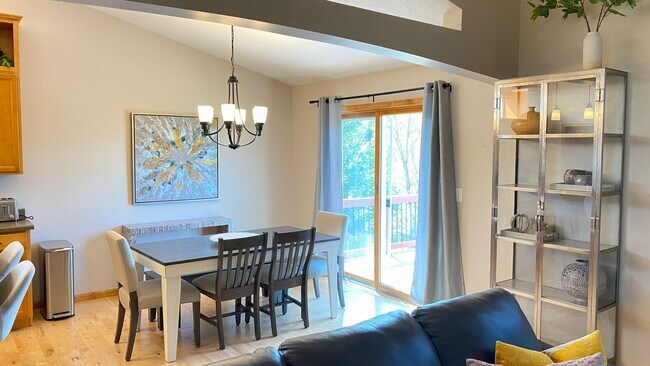 Foto del edificio - Cozy tranquility 6mi from Mayo 4bed/3bath