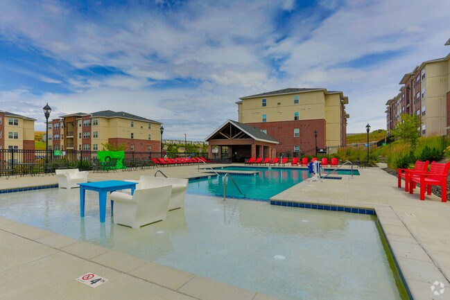 Piscina - The Grove at Pullman