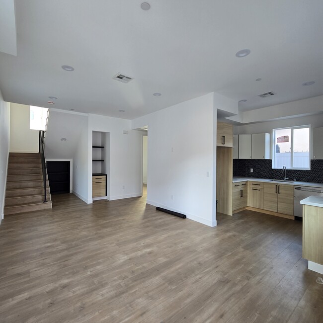 Foto del edificio - 2109 S West View St