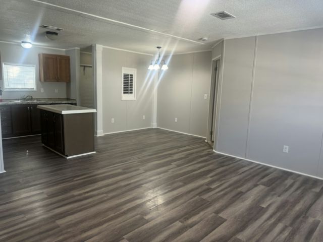 Foto del edificio - 9308 Tiffany Terrace