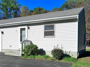 Building Photo - 15-15 Wyant Dr