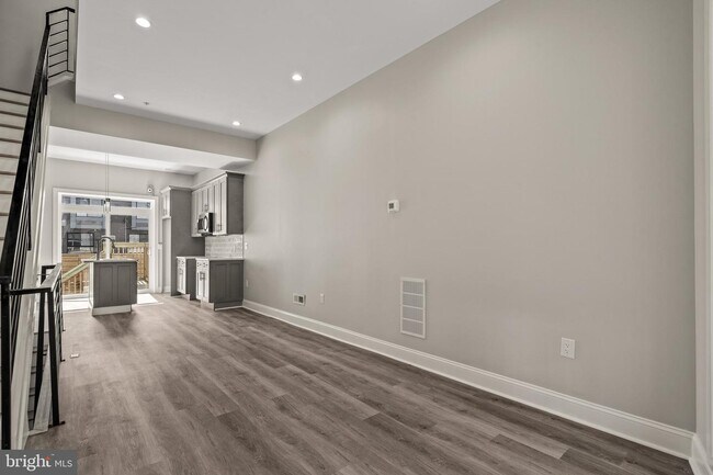 Foto del edificio - 2127 N Fairhill St