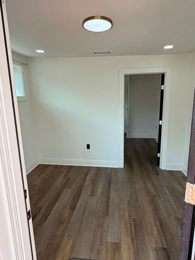 Foto del edificio - 4210 Alfred St