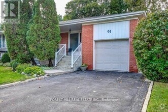 Building Photo - 91 Cummer Ave