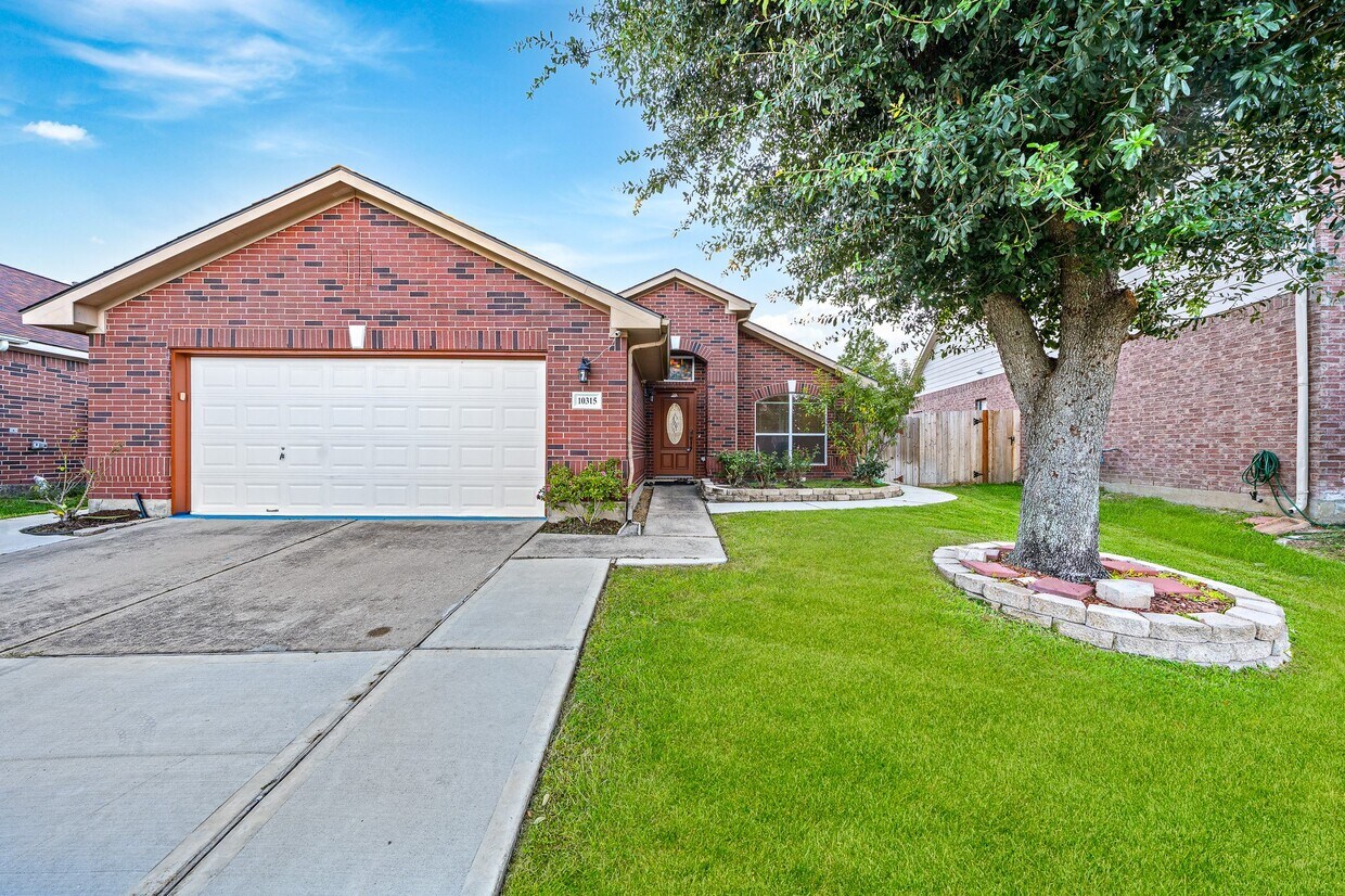 Foto principal - 10315 Kennewick Dr