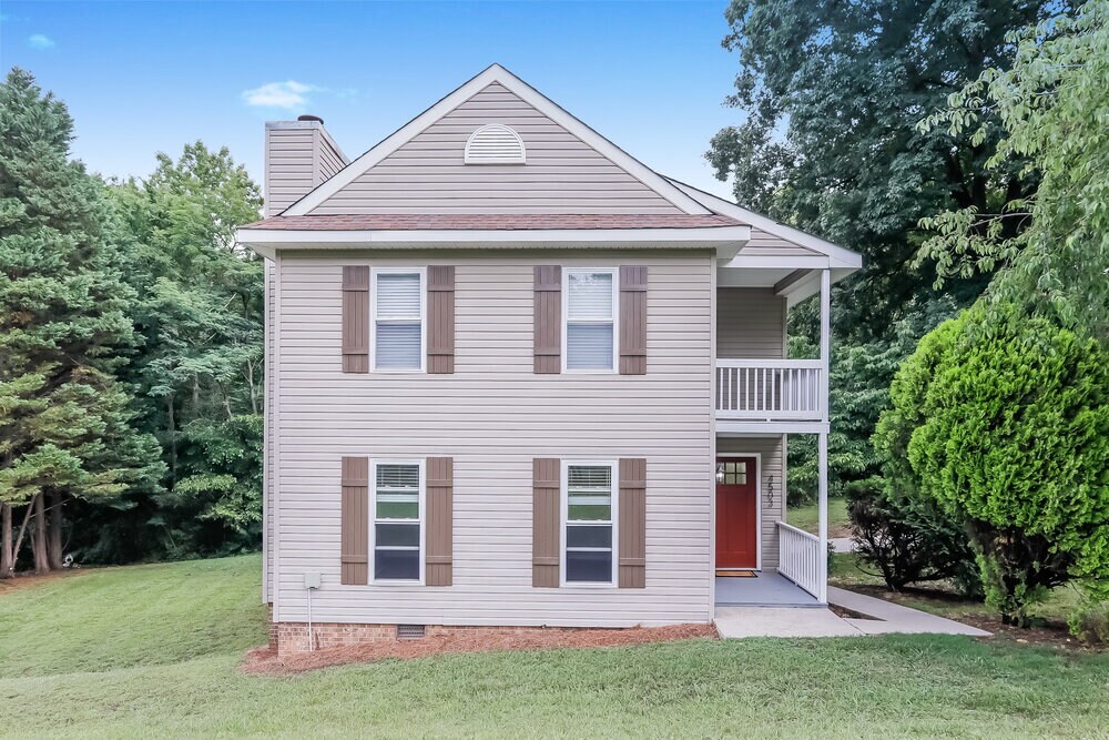 Foto principal - 4503 Bathurst Dr