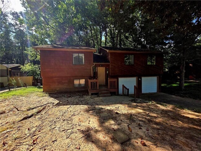 Foto del edificio - 2982 Hillwood Dr NW