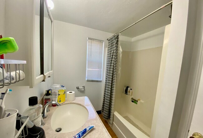 Foto del edificio - 99 Sheridan St