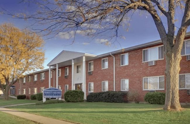 Building Photo - Varsity Square Apartments