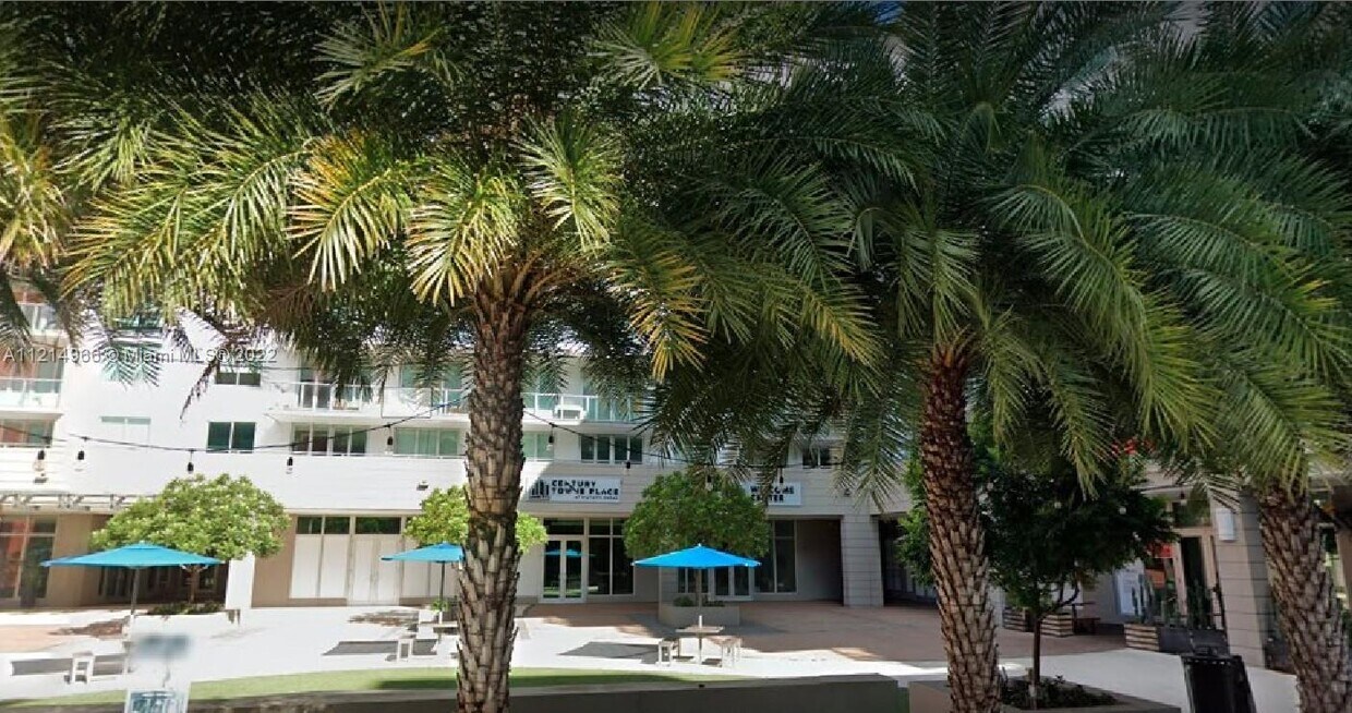 Building Photo - 7661 NW 107th Ave