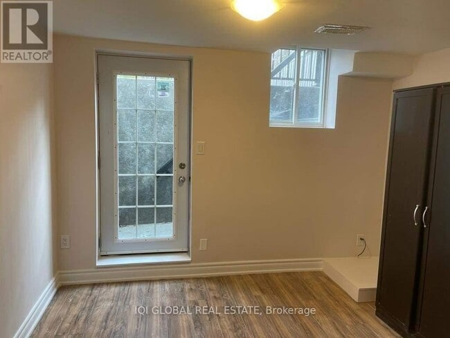 Building Photo - 29 Nobbs Dr