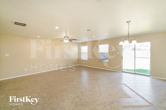 Foto del edificio - 3947 Key W Way