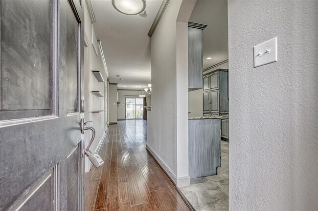 Foto del edificio - 1879 Signal Ridge Pl