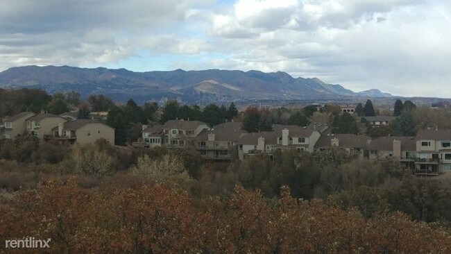 Building Photo - 2 br, 2.5 bath Condo - 3080 Capstan Way