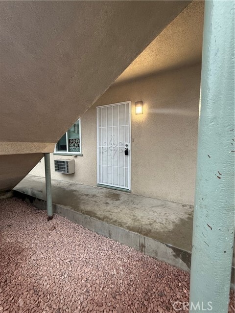 Foto del edificio - 469 E Algrove St