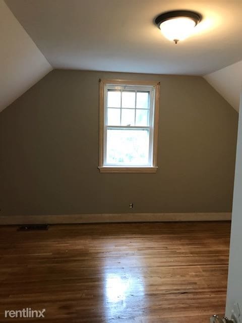 Building Photo - 3 br, 1.5 bath House - 33 Grandview Terrace