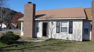 Building Photo - 101 Garden Pl