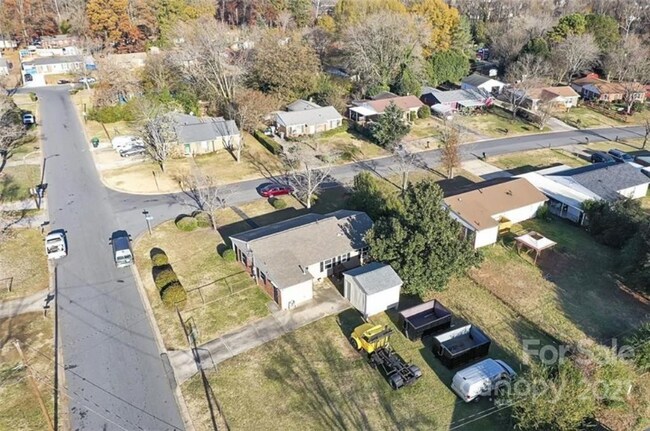 Building Photo - 3721 Fagan Way