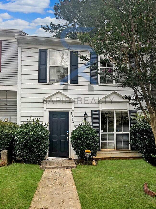 Foto del edificio - 5749 Wells Cir