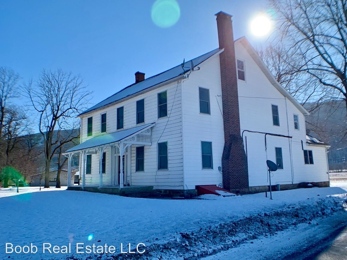 Foto principal - 826-828 Lower Creek Rd