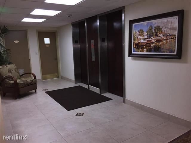 Building Photo - 1009 N Ocean Blvd